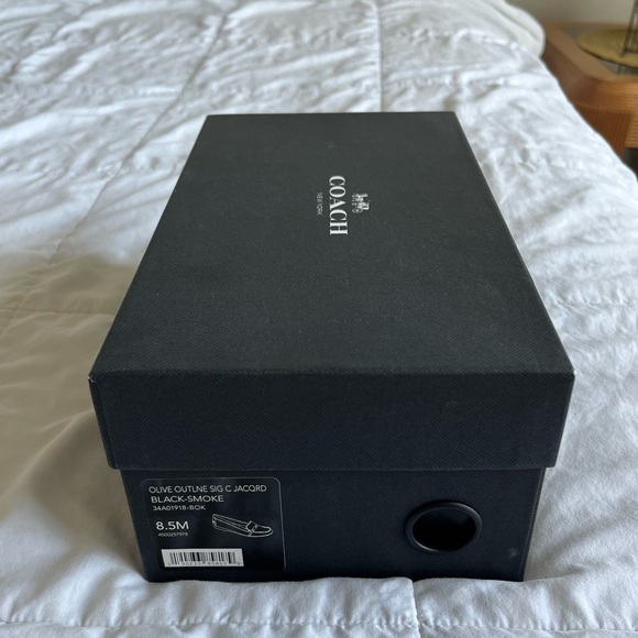 EUC Coach driver signature Jacquard flats with box - Picture 10 of 10